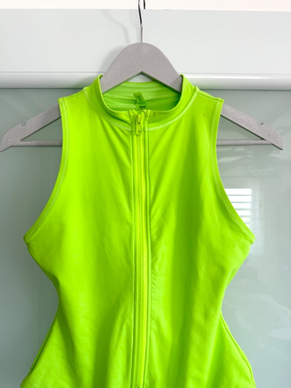 NWT, Lime ๐โ๐ฉ Skim Bodysuit - Picture 2 of 6